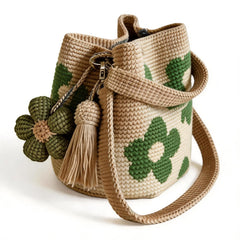 Handmade Crochet Flower Tote Bag for Women, Purse Boho Crochet Purse Crossbody Shoulder Beach Bag Daily Use Summer(White)