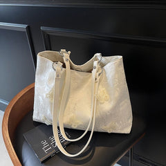 New Chinese jacquard butterfly tote bag, exquisite floral & 3D butterfly, lightweight & large capacity, handheld & shoulder carry.(creamy white)