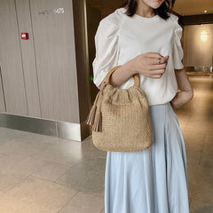Women's Fashion Straw Woven Round Bag with Wooden Handle, Shoulder Beach Tote, Casual Handbag